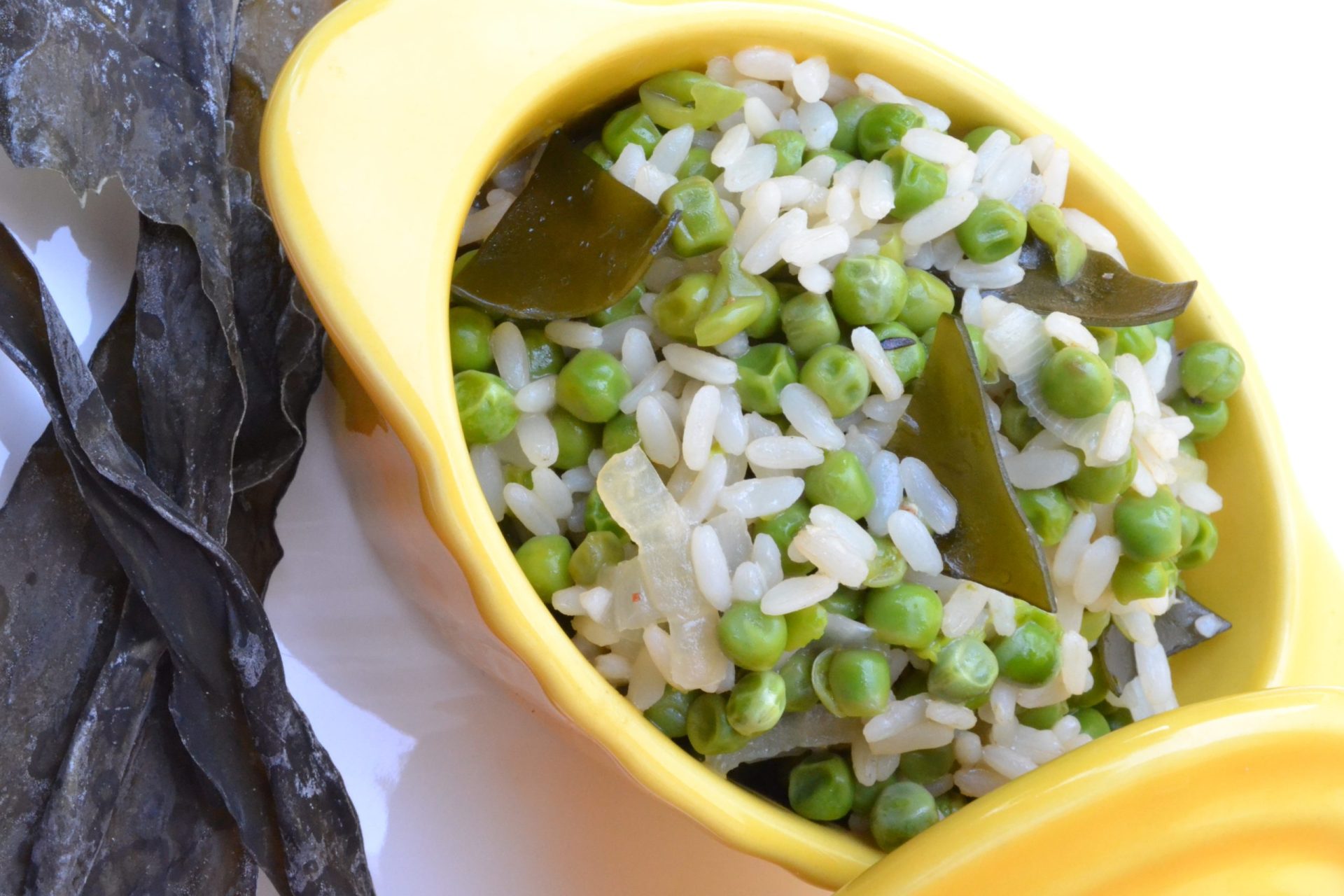 Risotto de petits pois et algues kombu