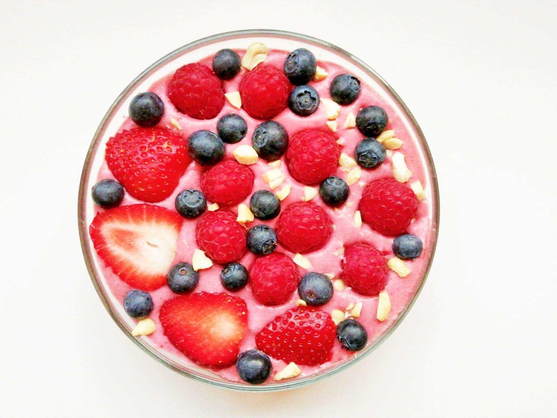 Smoothie à la fraise et au chanvre 
